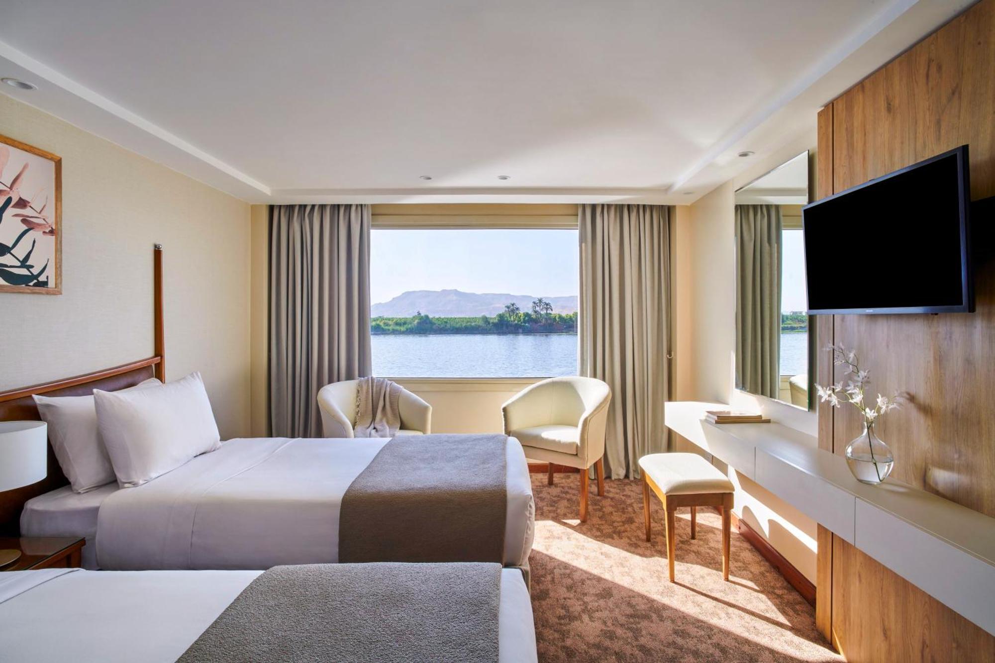 Moevenpick Royal Lotus Nile Cruise, Every Monday Four Nights From Luxor, Every Friday Three Nights From Aswan - Including Excursions & Sightseeing Exterior foto